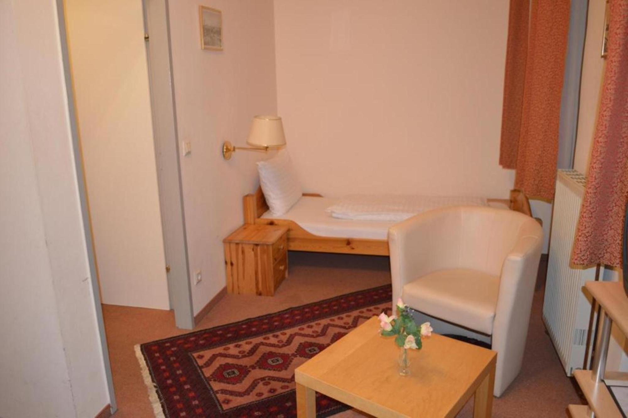 Pension Walzerstadt Wien Zimmer foto